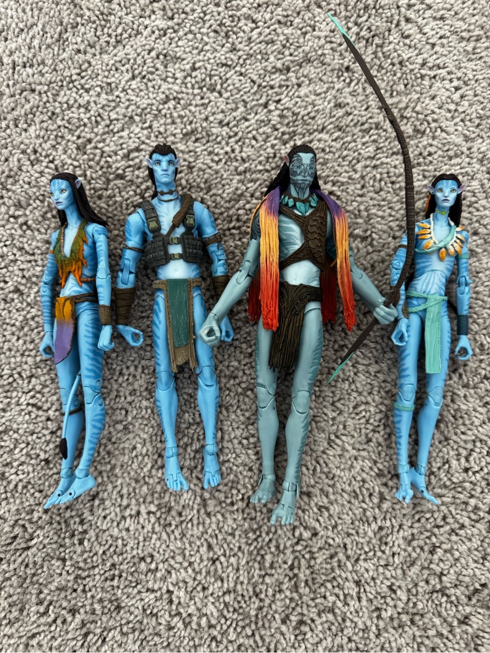 🩵 Avatar Na’vi Action Figure Lot – 4 Figures with Accessories 🏹
